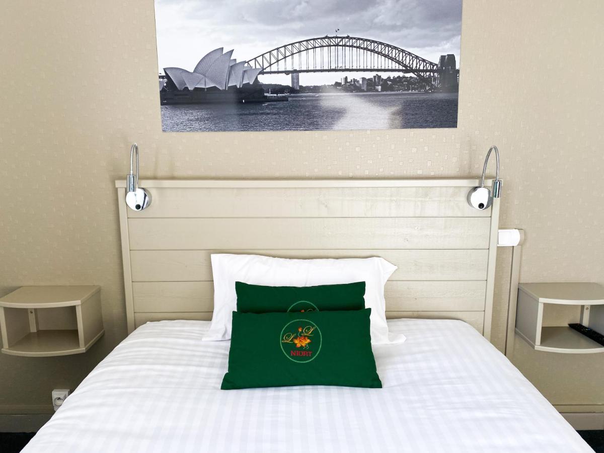 Colette Hotel Niort Ngoại thất bức ảnh