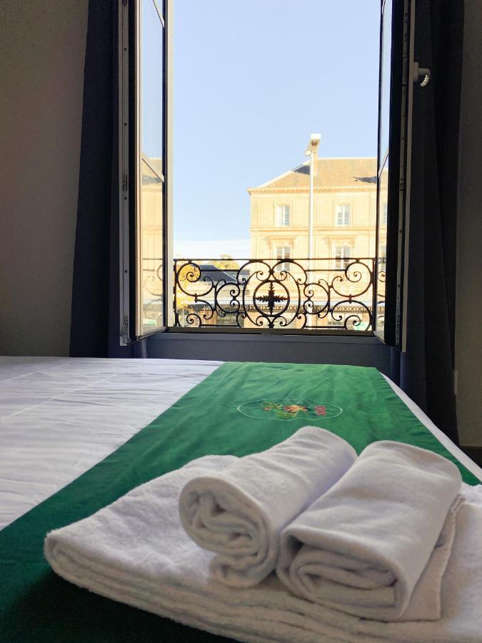 Colette Hotel Niort Ngoại thất bức ảnh